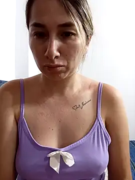 Iris love18 online show from November 15, 2:32 pm