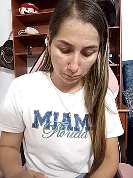 Iris love18 online show from November 28, 3:56 pm