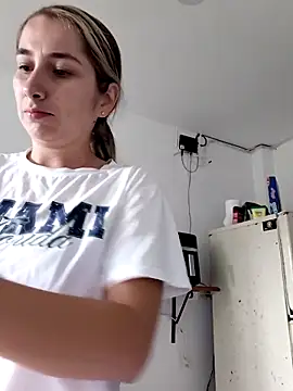 Iris love18 online show from February 24, 3:24 pm