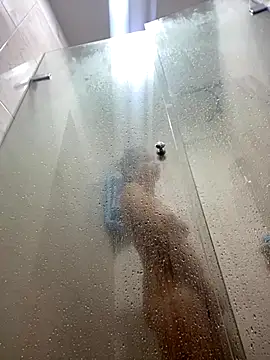 Iris love18 online show from October 24, 11:09 am