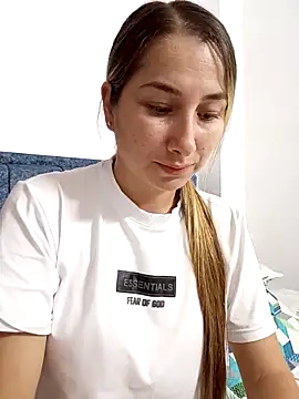 Iris love18 online show from November 7, 4:55 pm