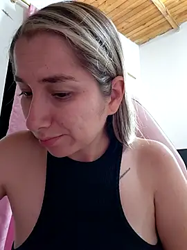 Iris love18 online show from February 14, 2:34 am