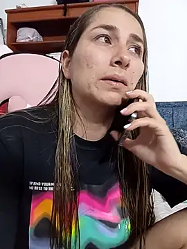 Iris love18 online show from November 10, 11:32 pm