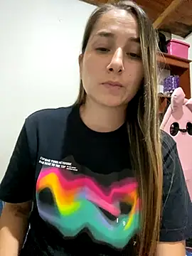 Iris love18 online show from December 4, 12:20 am