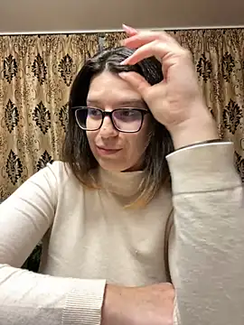 NadiraNoor online show from April 12, 10:24 pm