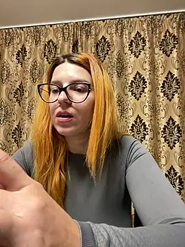 Snapshot of NadiraNoor chatting on January 17, 6:44 pm NadiraNoor online show from January 17, 6:44 pm