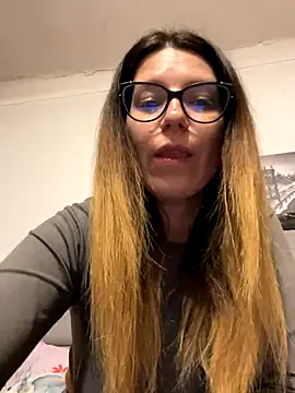 Snapshot of NadiraNoor chatting on October 11, 10:33 pm NadiraNoor online show from October 11, 10:33 pm