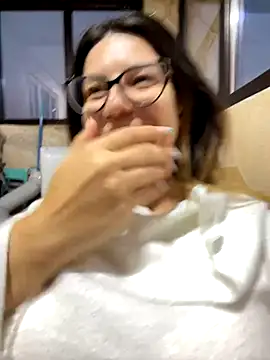 Snapshot of NadiraNoor chatting on October 16, 3:53 pm NadiraNoor online show from October 16, 3:53 pm
