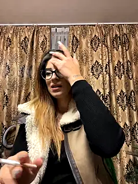 Snapshot of NadiraNoor chatting on October 19, 9:06 pm NadiraNoor online show from October 19, 9:06 pm