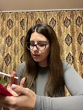 Snapshot of NadiraNoor chatting on February 22, 10:52 pm NadiraNoor online show from February 22, 10:52 pm