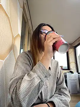 NadiraNoor online show from October 21, 2:16 pm