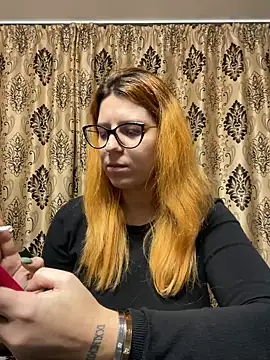 Snapshot of NadiraNoor chatting on January 25, 10:18 pm NadiraNoor online show from January 25, 10:18 pm