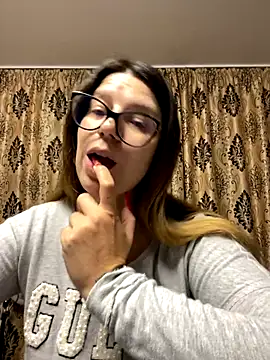 Snapshot of NadiraNoor chatting on October 8, 7:14 pm NadiraNoor online show from October 8, 7:14 pm