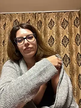 Snapshot of NadiraNoor chatting on March 12, 9:56 pm NadiraNoor online show from March 12, 9:56 pm