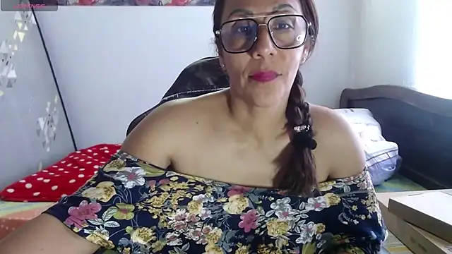 Snapshot of horny_paty chatting on June 20, 1:05 pm horny paty online show from June 20, 1:05 pm