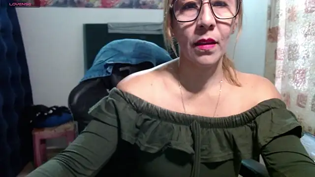 horny paty online show from February 10, 12:15 pm