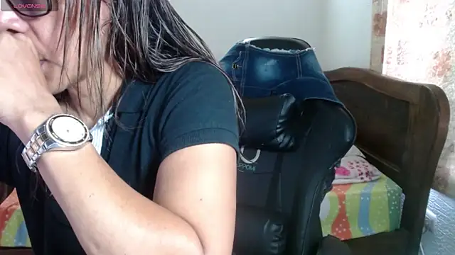 Snapshot of horny_paty chatting on April 28, 3:38 pm horny paty online show from April 28, 3:38 pm