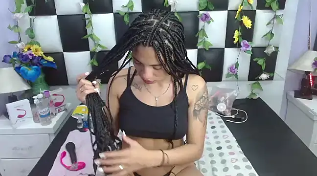 Snapshot of arianaa_tompsoon chatting on March 23, 6:58 am arianaa tompsoon online show from March 23, 6:58 am