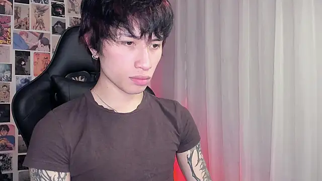 Snapshot of liamelf chatting on October 20, 6:26 am liamelf online show from October 20, 6:26 am