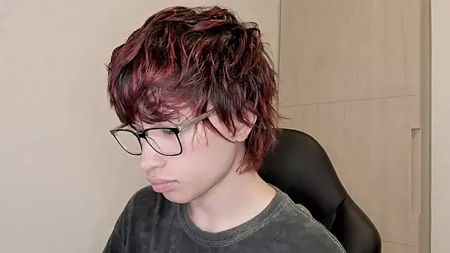 liamelf online show from February 10, 2:10 am