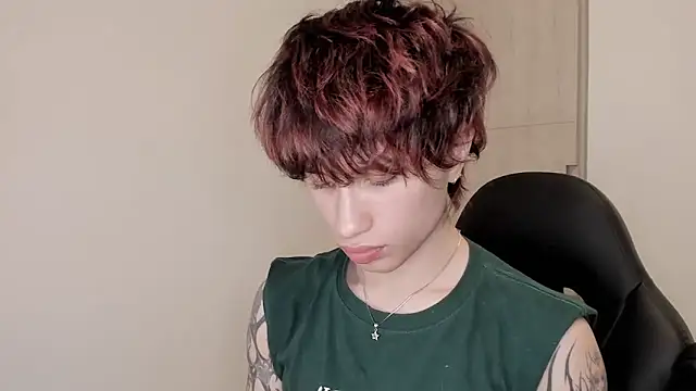 liamelf online show from February 14, 3:29 am