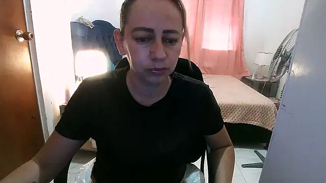 Chanel 87xxx online show from April 13, 10:14 pm