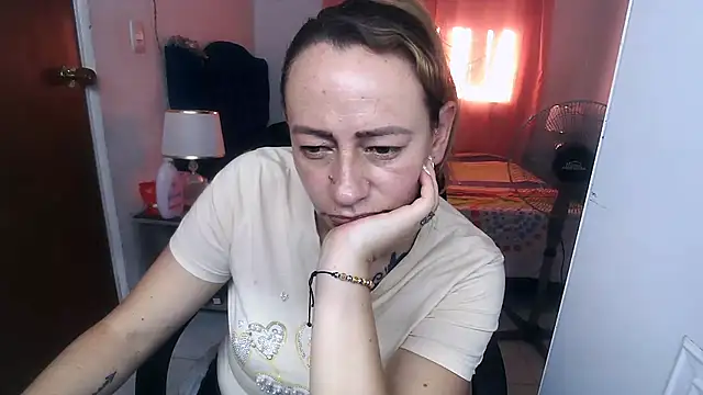 Chanel 87xxx online show from March 31, 10:12 pm