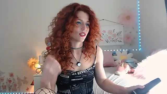 Poisson Eva online show from April 2, 10:49 pm