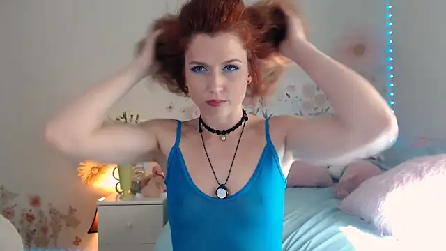 Snapshot of Poisson_Eva chatting on June 9, 11:28 pm Poisson Eva online show from June 9, 11:28 pm