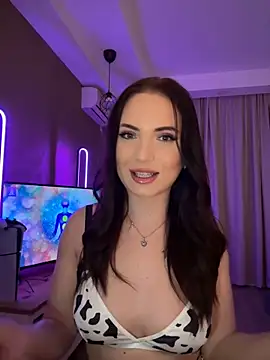 AvaGianna online show from February 25, 4:57 pm