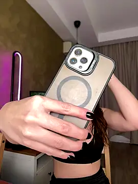 AvaGianna online show from November 13, 4:33 pm