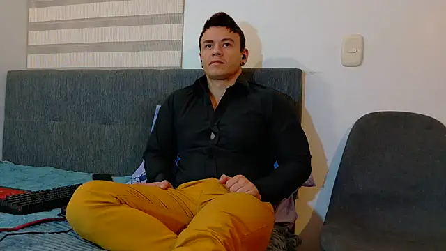 Snapshot of MarksMuscle chatting on October 12, 6:04 am MarksMuscle online show from October 12, 6:04 am
