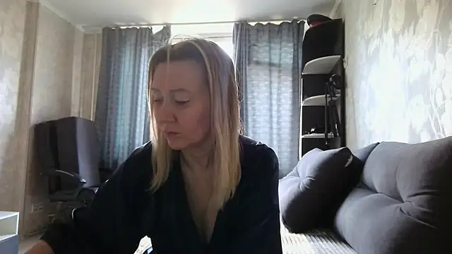 WindChristy online show from April 3, 9:05 am