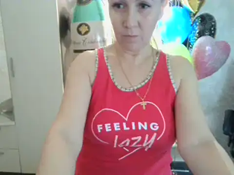 Snapshot of WindChristy chatting on February 15, 9:17 pm WindChristy online show from February 15, 9:17 pm