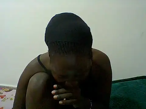 Snapshot of Creamy_Hotpussy25 chatting on July 14, 3:55 am Creamy Hotpussy25 online show from July 14, 3:55 am
