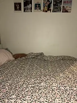 milkyhonybaby online show from February 24, 11:27 pm