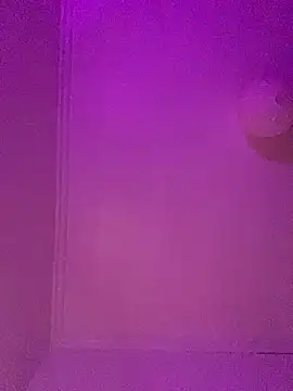 milkyhonybaby online show from February 10, 2:41 am