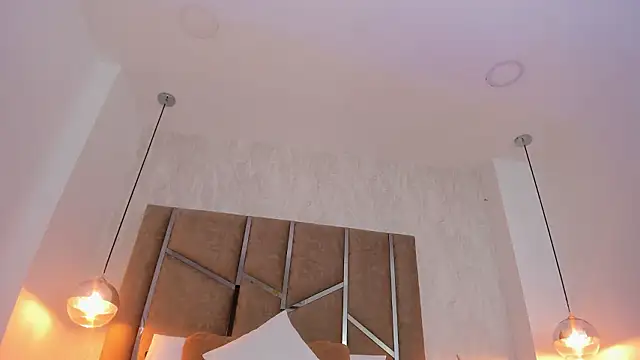 Martinaa Jones  online show from February 3, 12:32 pm