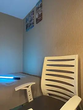 DanArant online show from April 15, 5:24 am