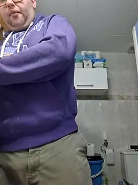 Javier bear online show from November 26, 9:37 pm