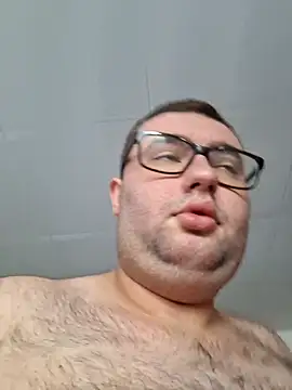 Javier bear online show from October 21, 8:14 am