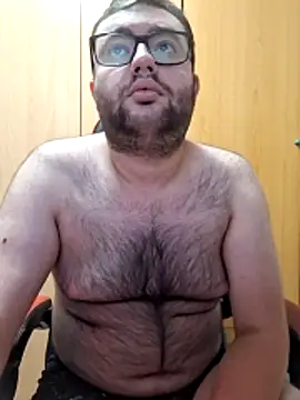 Snapshot of Javier_bear chatting on June 14, 9:16 pm Javier bear online show from June 14, 9:16 pm
