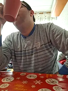 Javier bear online show from February 28, 9:20 am