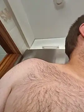 Javier bear online show from May 26, 1:53 pm