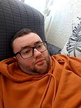 Javier bear online show from March 31, 1:02 pm