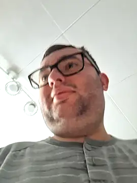 Javier bear online show from November 10, 8:52 am