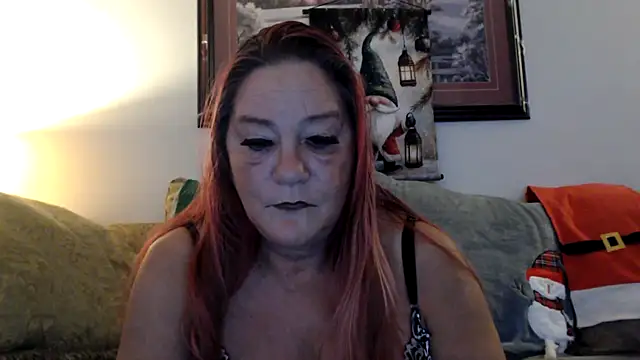 LexxiLeeds online show from November 27, 12:38 pm