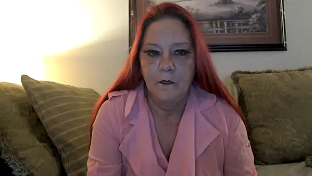 Snapshot of LexxiLeeds chatting on October 12, 11:06 pm LexxiLeeds online show from October 12, 11:06 pm