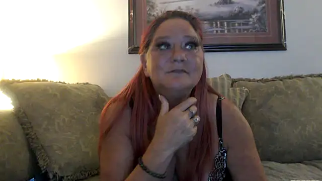 LexxiLeeds online show from November 5, 11:13 am