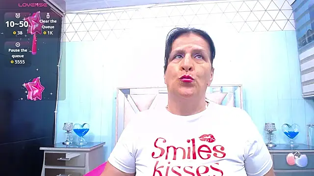 Snapshot of karito_mature17 chatting on October 11, 11:33 am karito mature17 online show from October 11, 11:33 am